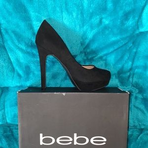 bebe Stilettos size 6